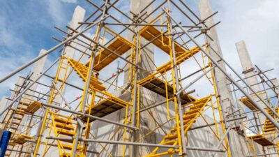 Kode PL008: Pemasangan Perancah (Scaffolding) pada SBU