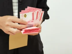 Gaji di PT Perorangan: Apakah Harus Sesuai UMR?