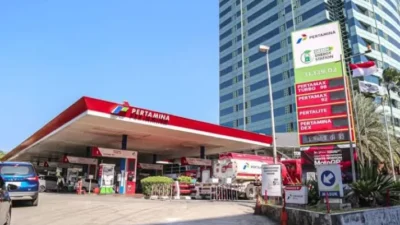 Ilustrasi Blending Bensin BBM Pertamina