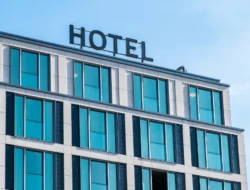 Ternyata gak semua Hotel bisa milik Asing, ada pengaturan khusus. Simak dengan baik !
